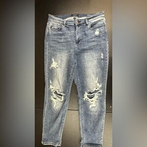 Judy blue boyfriend fit jeans women’s size 11/30 distressed